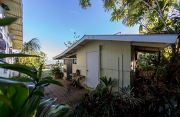 Kula diningroom-before